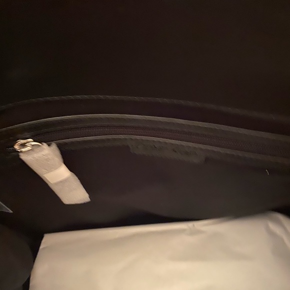 New Calvin Klein Beautiful Medium  Handbag - Picture 7 of 9